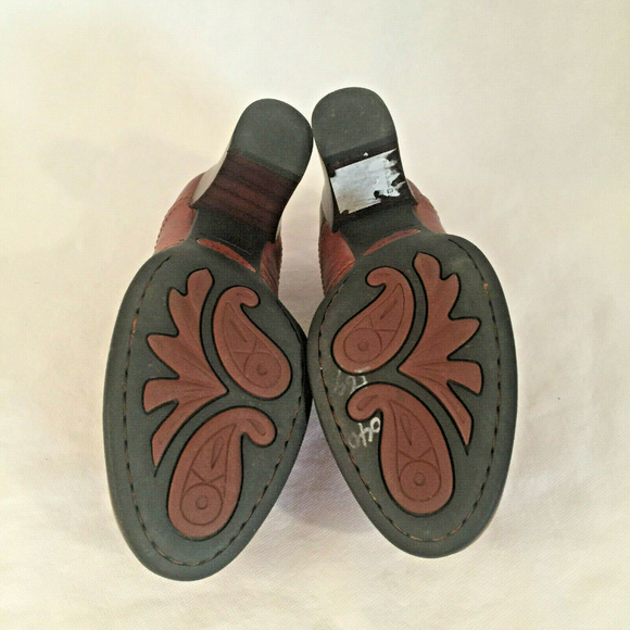 BORN Brown Leather Oxford Brogue Heels Size 8M - Picture 6 of 6